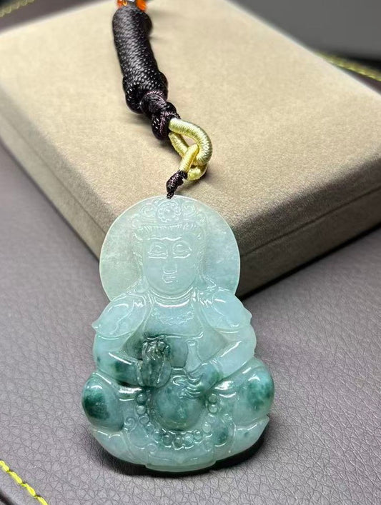 ICY LIGHT GREEN JADEITE JADE GUANYIN PENDANT