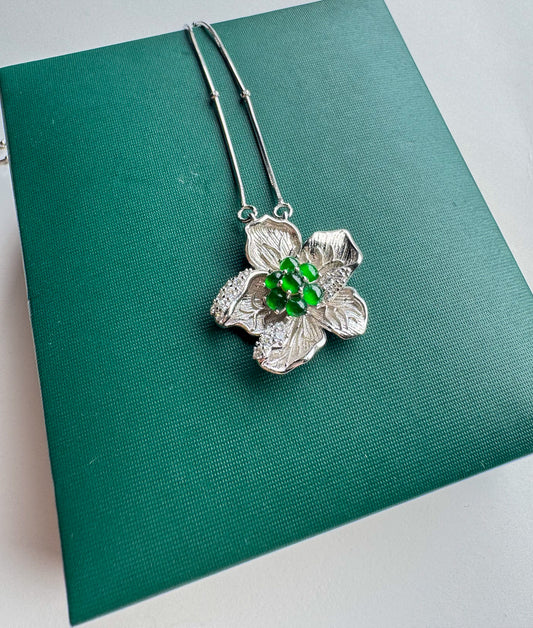 Flower Jadeite Pendant Necklace