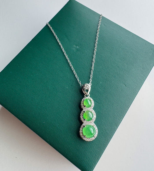 Natural Grade A Jade Jadeite Yang Green Bean Pendant